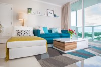 Private Apartment for 4, Balcony. Free Pool & Parking. Arya, Miami