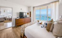 Great Bay View from Corner Apartment in Arya, Miami. FREE Parking, Gym, WI-FI