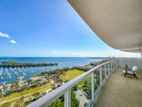 Great Bay View from Corner Apartment in Arya, Miami. FREE Parking, Gym, WI-FI