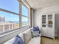 Great Bay View from Corner Apartment in Arya, Miami. FREE Parking, Gym, WI-FI