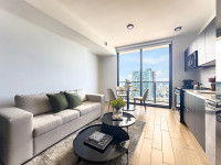Luxe Miami Studio with Captivating Bay Views |Serenity by the Bay | Downtown Oasis with Premium Amenities