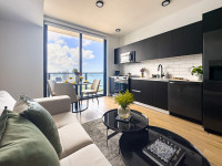 Luxe Miami Studio with Captivating Bay Views |Serenity by the Bay | Downtown Oasis with Premium Amenities