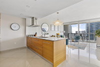 Great Apartment, Miami River and the Biscayne Bay View. Brickell, Miami