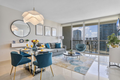 Great Apartment, Miami River and the Biscayne Bay View. Brickell, Miami