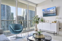 Great Apartment, Miami River and the Biscayne Bay View. Brickell, Miami
