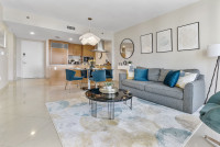 Great Apartment, Miami River and the Biscayne Bay View. Brickell, Miami