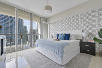 Great Apartment, Miami River and the Biscayne Bay View. Brickell, Miami