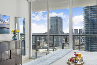 Great Apartment, Miami River and the Biscayne Bay View. Brickell, Miami