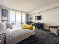 Studio. Balcony, Kitchenette. Free Pool, Parking. Arya, Miami