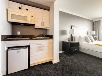 Studio. Balcony, Kitchenette. Free Pool, Parking. Arya, Miami