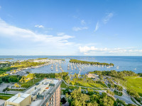 Great Bay View from Corner Apartment in Arya, Miami. FREE Parking, Gym, WI-FI