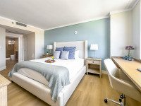 Great Bay View from Corner Apartment in Arya, Miami. FREE Parking, Gym, WI-FI