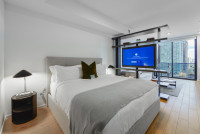 Luxe Miami Studio with Captivating Views | Downtown Oasis with Premium Amenities