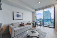 Luxe Miami Studio with Captivating Views | Downtown Oasis with Premium Amenities