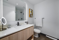 Luxe Miami Studio with Captivating Bay Views |Serenity by the Bay | Downtown Oasis with Premium Amenities