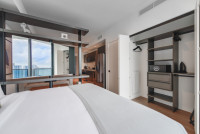 Luxe Miami Studio with Captivating Views | Downtown Oasis with Premium Amenities
