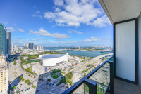 Luxe Miami Studio with Captivating Bay Views |Serenity by the Bay | Downtown Oasis with Premium Amenities