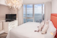 Million Dollar Views of the Bay from Corner Apartment. Icon Residences, Brickell, Miami