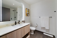 Luxe Miami Apartment, Great Views, Downtown Oasis with Premium Amenities