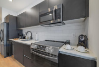 Luxe Miami Apartment, Great Views, Downtown Oasis with Premium Amenities