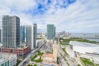Luxe Miami Apartment, Great Views, Downtown Oasis with Premium Amenities