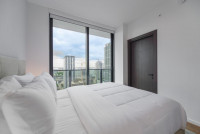Luxe Miami Apartment, Great Views, Downtown Oasis with Premium Amenities