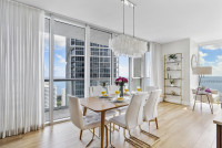 Overlooking the Ocean, 2/2 Property, Free Wi-Fi, SPA. Brickell, Miami
