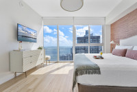 Overlooking the Ocean, 2/2 Property, Free Wi-Fi, SPA. Brickell, Miami