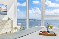 Overlooking the Ocean, 2/2 Property, Free Wi-Fi, SPA. Brickell, Miami