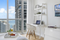 Overlooking the Ocean, 2/2 Property, Free Wi-Fi, SPA. Brickell, Miami