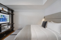 Luxe Miami Studio with Captivating Bay Views |Serenity by the Bay | Downtown Oasis with Premium Amenities