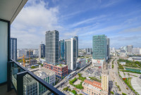 Luxe Miami Studio with Captivating Bay Views |Serenity by the Bay | Downtown Oasis with Premium Amenities