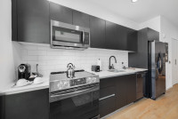Luxe Miami Studio with Captivating Bay Views |Serenity by the Bay | Downtown Oasis with Premium Amenities