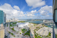 Luxe Miami Studio with Captivating Bay Views |Serenity by the Bay | Downtown Oasis with Premium Amenities