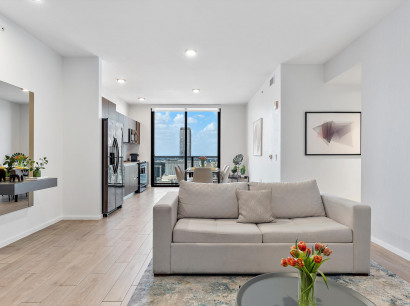 Luxe Miami Apartment, Great Views, Downtown Oasis with Premium Amenities