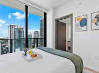 Luxe Miami Apartment, Great Views, Downtown Oasis with Premium Amenities