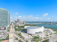 Luxe Miami Apartment, Great Views, Downtown Oasis with Premium Amenities