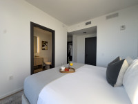 Luxe Miami Apartment, Great Views, Downtown Oasis with Premium Amenities