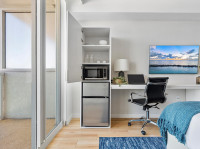 Double King Room. Free Parking, Pool, Gym, Wi-Fi