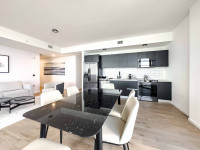 Luxe Miami Apartment, Great Views, 2 Baths, Downtown Oasis with Premium Amenities