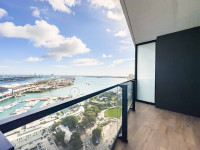 Luxe Miami Apartment, Great Views, 2 Baths, Downtown Oasis with Premium Amenities