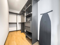 Luxe Miami Apartment, Great Views, Downtown Oasis with Premium Amenities