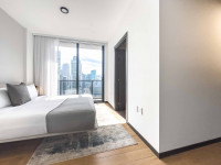 Luxe Miami Apartment, Great Views, Downtown Oasis with Premium Amenities