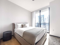 Luxe Miami Apartment, Great Views, Downtown Oasis with Premium Amenities