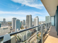 Luxe Miami Apartment, Great Views, Downtown Oasis with Premium Amenities