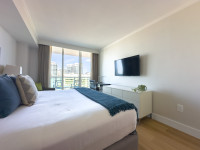 Double King Room, Sea View, FREE Parking, Pool, Gym, Wi-Fi