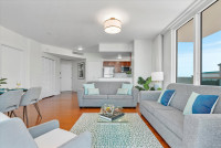 Great Views, Corner Balcony, Luxe Apartment. Free Pool and Park. Coconut Grove. Miami