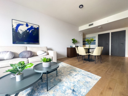 Luxe Miami Apartment, Great Views, Downtown Oasis with Premium Amenities
