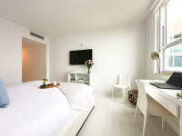 Stunning Views in Stunning Room. Look at the pictures!