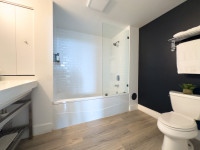 New Room, Bay Front, Free Pool, Parking